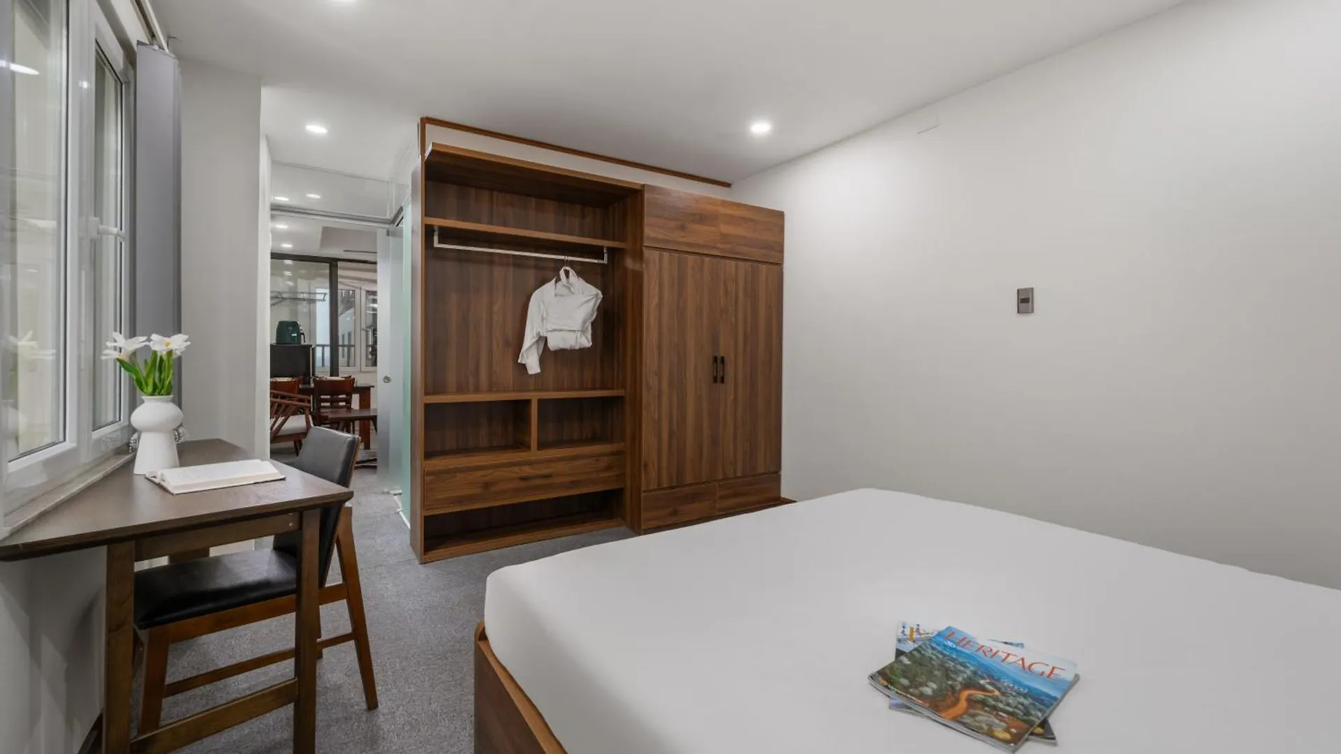 Tokyo Boutique Front Beach Hotel Da Nang